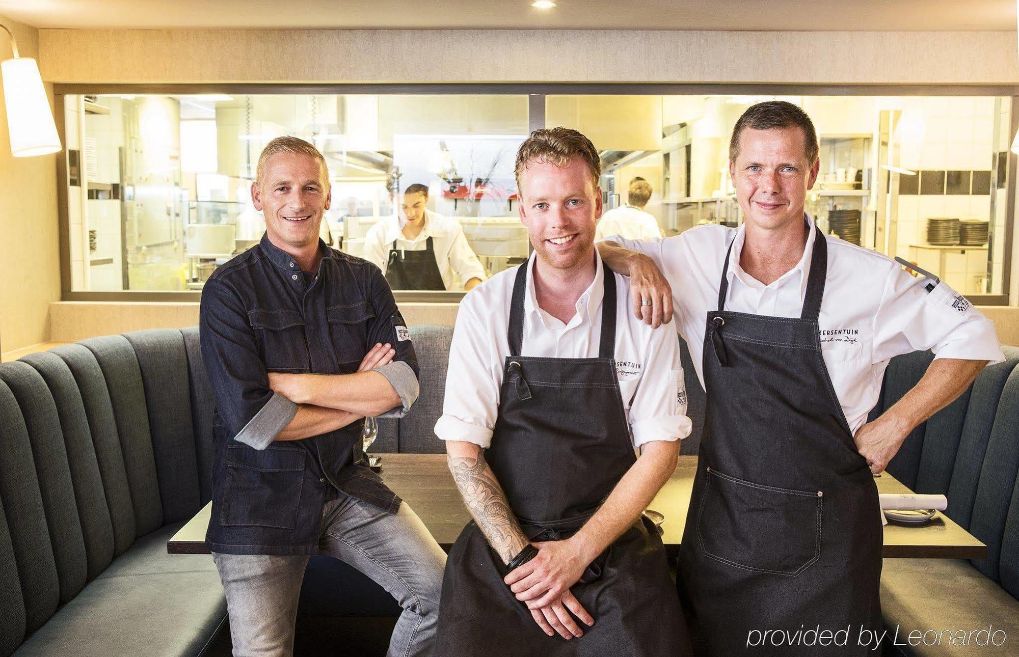 Bilderberg Garden Hotel Ámsterdam Exterior foto The team of the restaurant in 2015